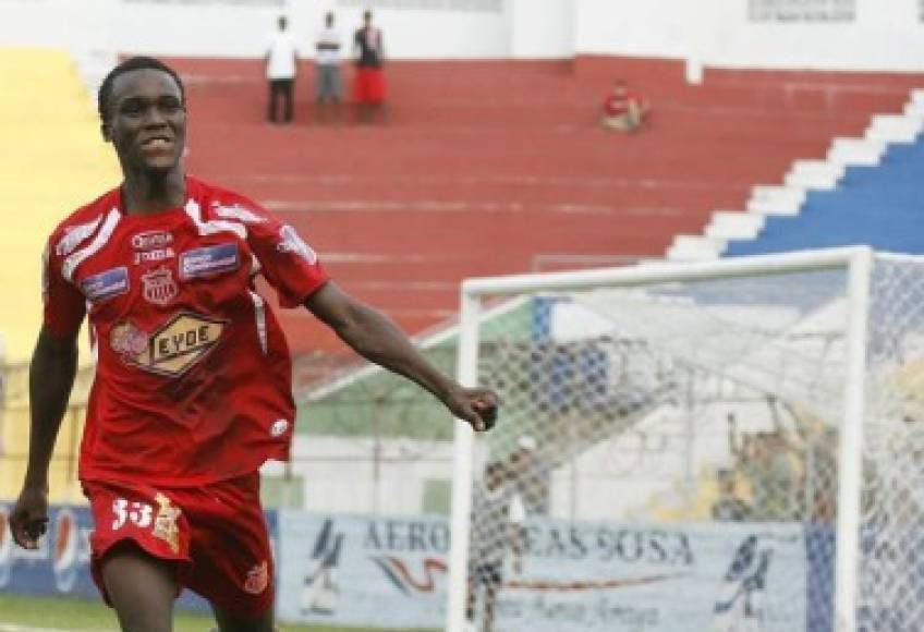 ¡Los 20 grandes futbolistas hondureños que salieron del Club Vida de La Ceiba!