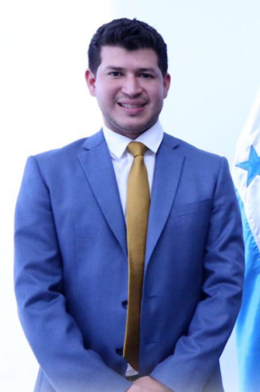 Renán Inestroza, Mirtha Gutiérrez y Oved López: candidatos a consejeros en el CNE