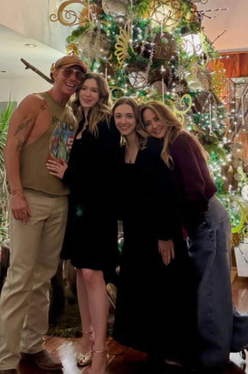 Erik Rubín, exesposo de Andrea Legarreta, se deja ver con su nueva novia