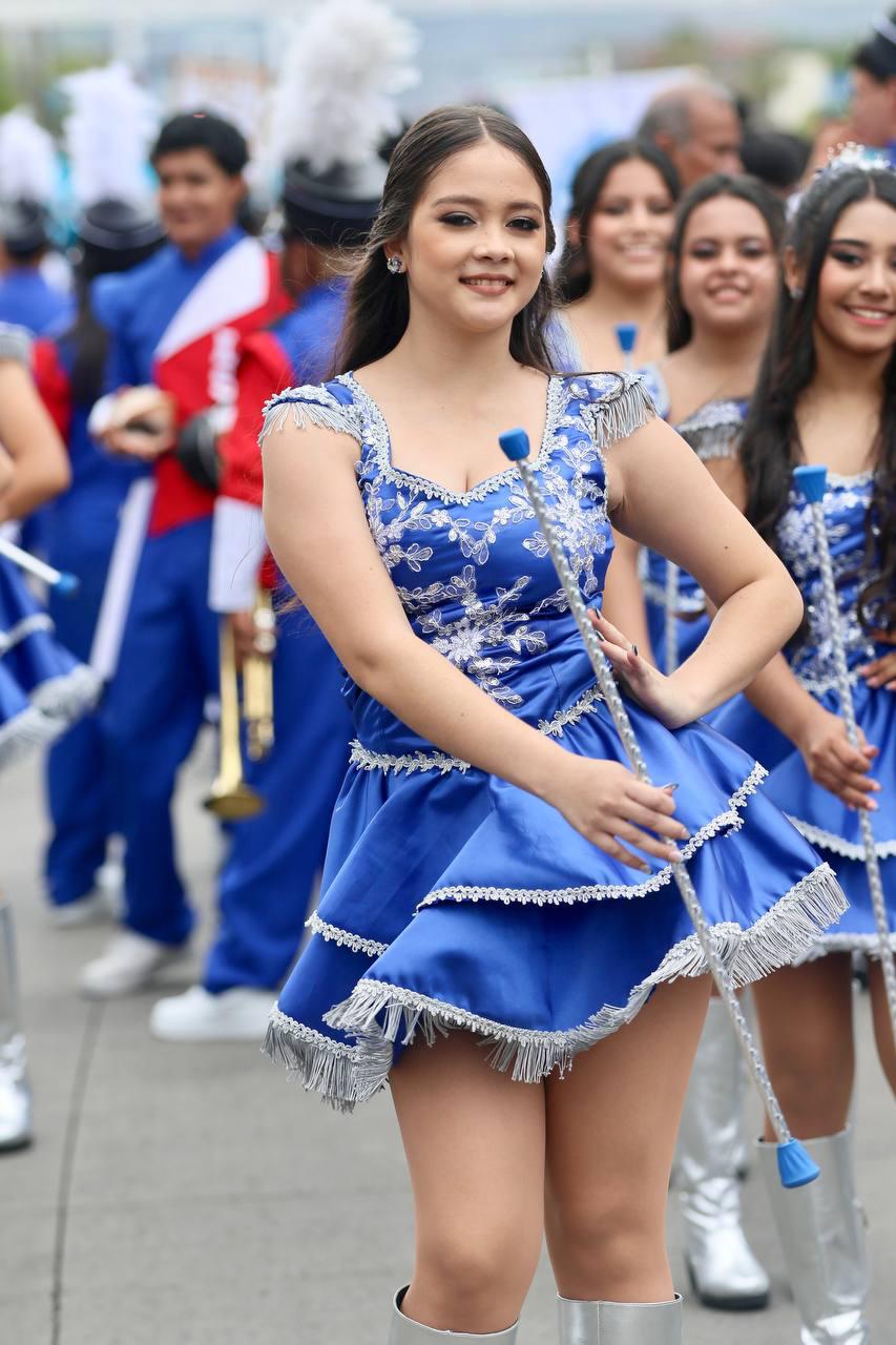 Rostros de las bellas palillonas que destacaron en estos desfiles patrios 2026