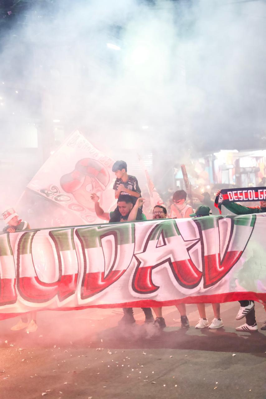 ¿Qué pasó con la Revo? Barra de Marathón monta carnaval previo a la final ante Motagua