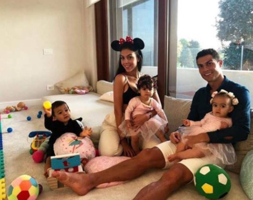 Así es la nueva vida de Cristiano Ronaldo en Italia