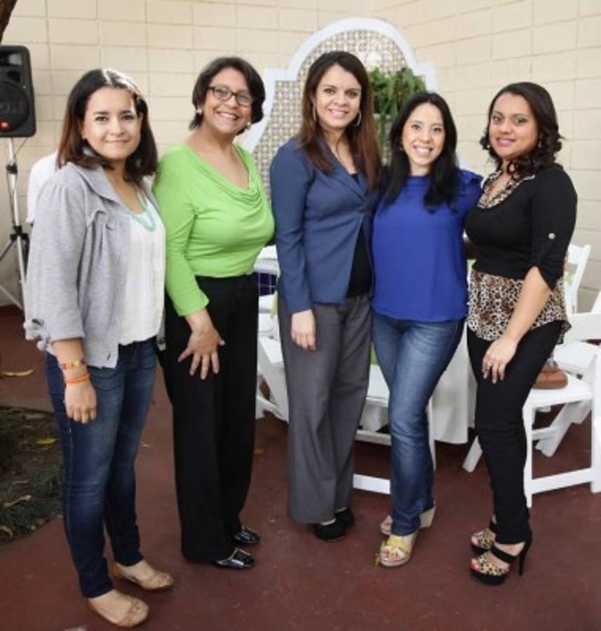 Sorpresas para un equipo de damas virtuosas