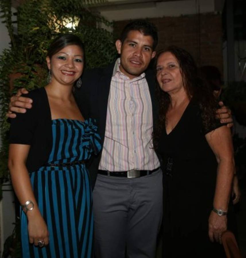 Anuncian sus deseos de contraer matrimonio