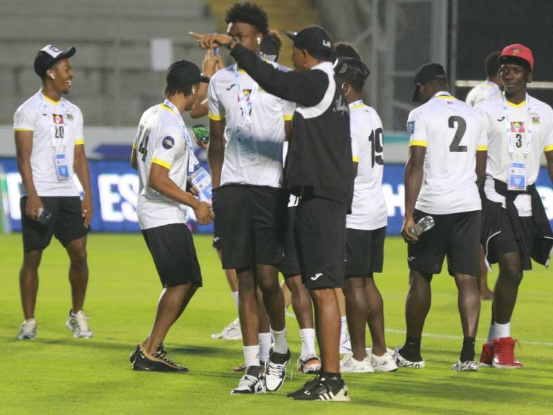 Honduras vence a Antigua y Barbuda y clasifica invicta a la última fase de eliminatoria mundialista