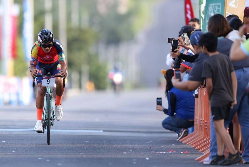 Lucha y emoción: Los 20 mejores momentos de la Vuelta Ciclística 2023
