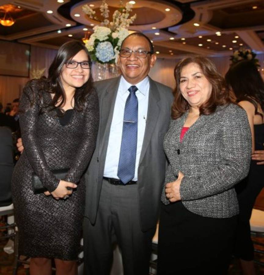 Triunfal despedida para los seniors de The Mayan School