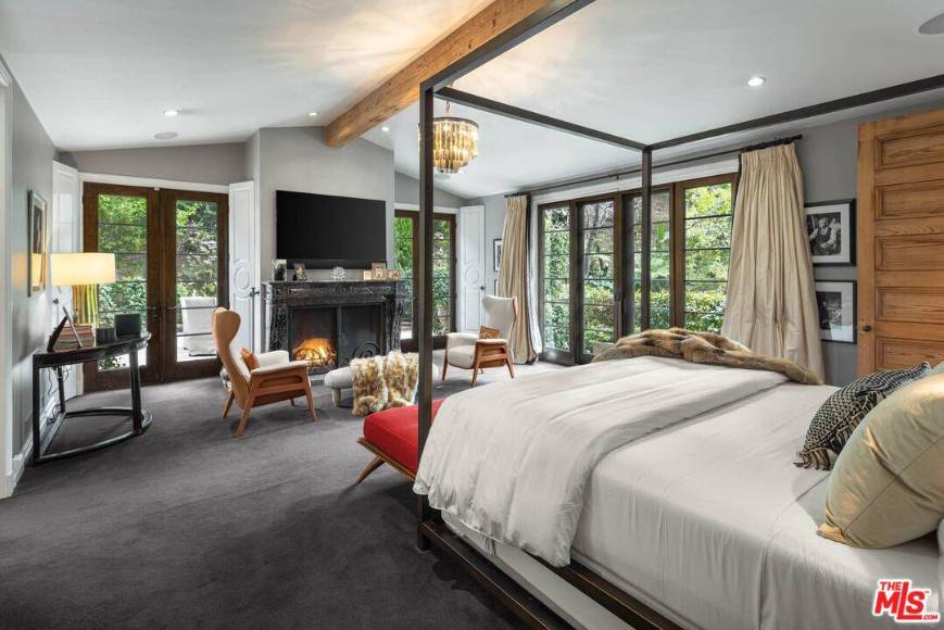 Así es por dentro la imponente mansión que Jennifer López puso a la venta en LA