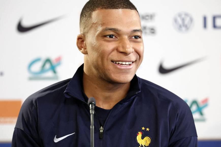 Revelan identidad de la nueva novia de Kylian Mbappé