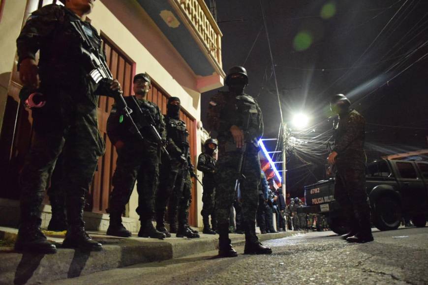 Militares en toda la zona y detenidos: así está La Peña tras el asesinato de un militar