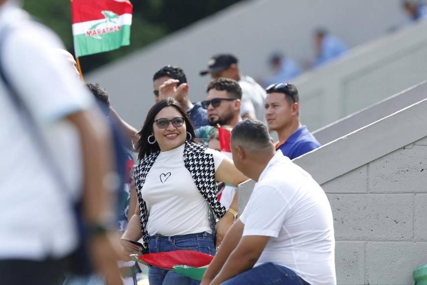 Las bellas hondureñas que engalanan el Motagua vs Marathón