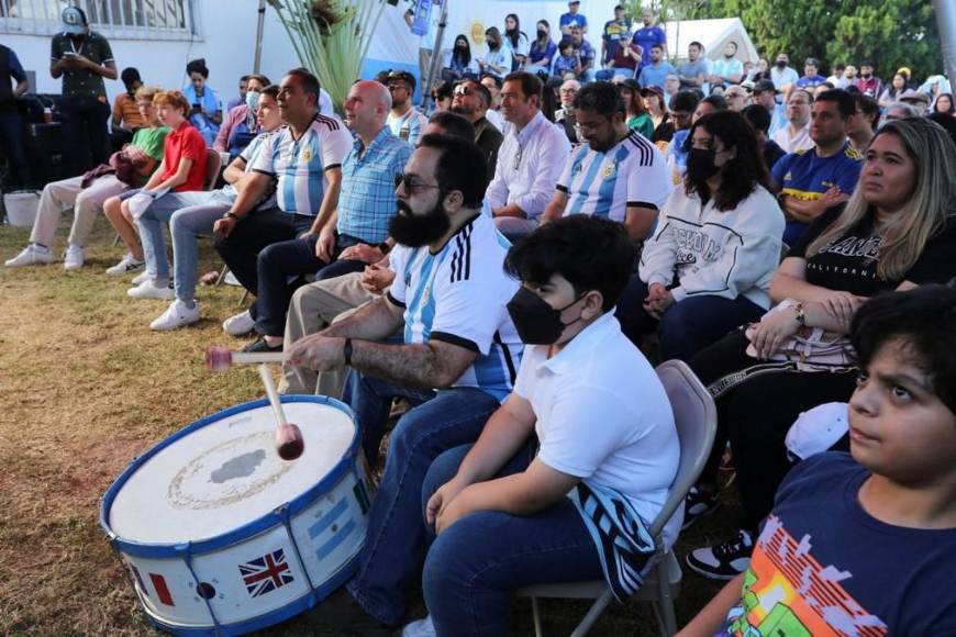 Así viven la final del Mundial de Qatar en la Embajada de Argentina en Honduras