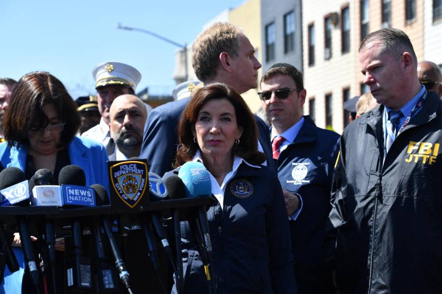 Caos y pánico se vivió en Nueva York tras tiroteo que dejó varios heridos