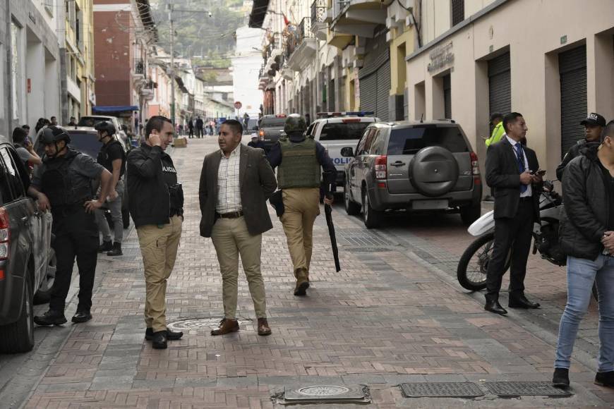 Ecuador declara “conflicto armado interno” tras dos días de terror