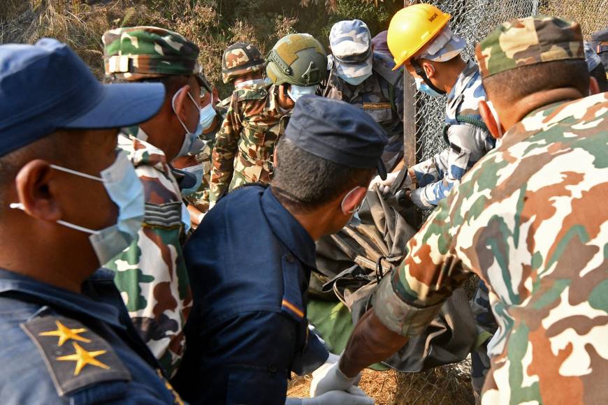 ¿Qué se sabe de la tragedia aérea en Nepal que dejó más de 60 muertos?