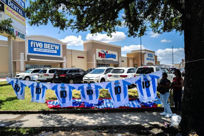 Copa América: ¡Ambientazo en la previa de Argentina y Ecuador! Antonela es sensación