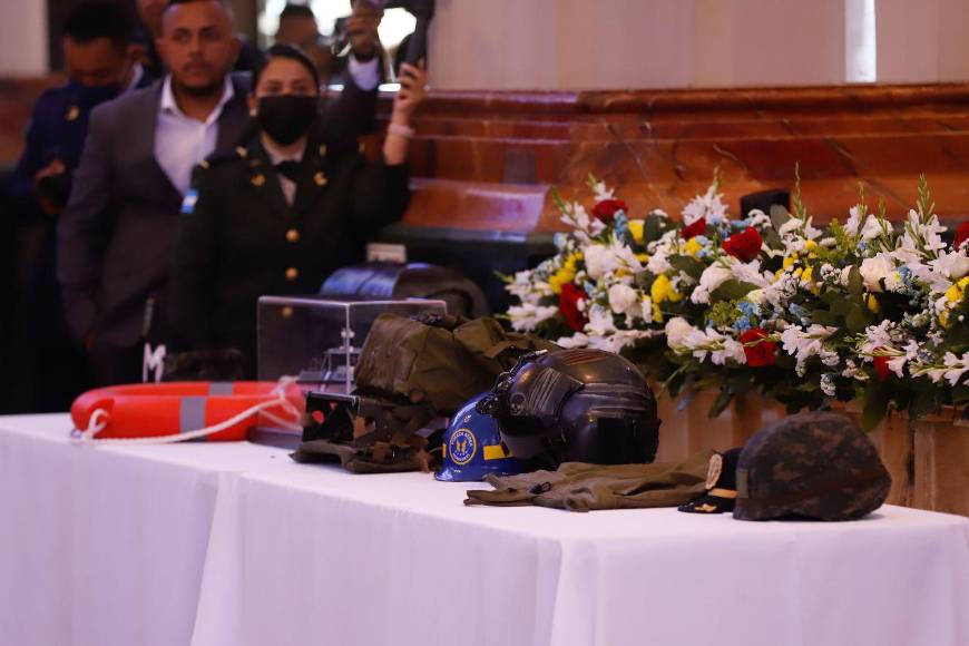 Con la presencia de altos funcionarios de las FF.AA. y otros políticos: así fue la eucaristía en conmemoración a los 276 aniversario de la Virgen de Suyapa