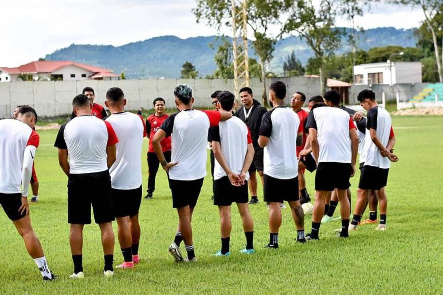 ¿Qué fue de José Escalante? El hondureño que le anotó al AC Milán: su nueva vida