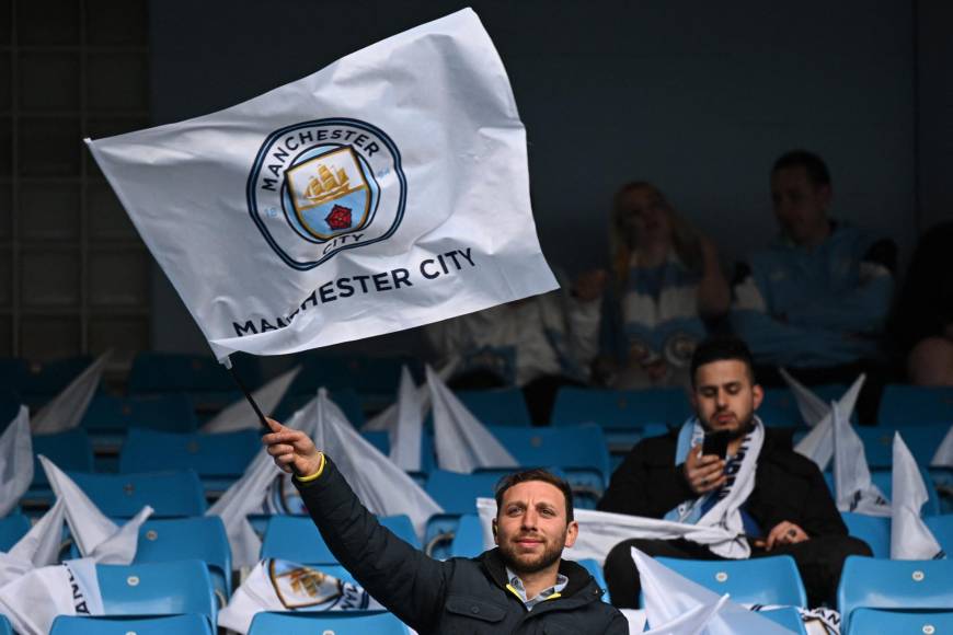 El gesto de Guardiola-Ancelotti y la euforia de las barras: lo que no se miró en TV del City vs. Madrid