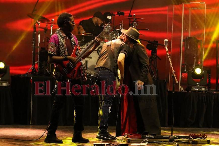 Así se vivió el concierto por los 40 años de aniversario de Diablos Negros