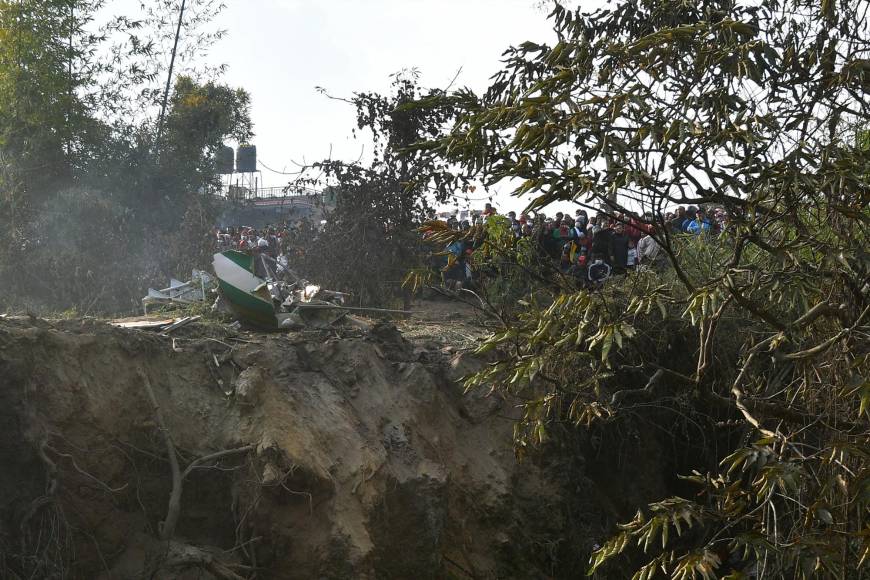 ¿Qué se sabe de la tragedia aérea en Nepal que dejó más de 60 muertos?