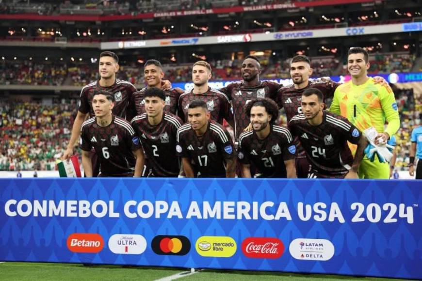 David Faitelson se pelea con compañera de TUDN por la Selección de México: “Son inútiles”