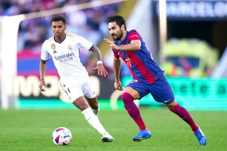 Fichajes: Crack del Barcelona confirma que se queda y reencuentro de Cristiano Ronaldo