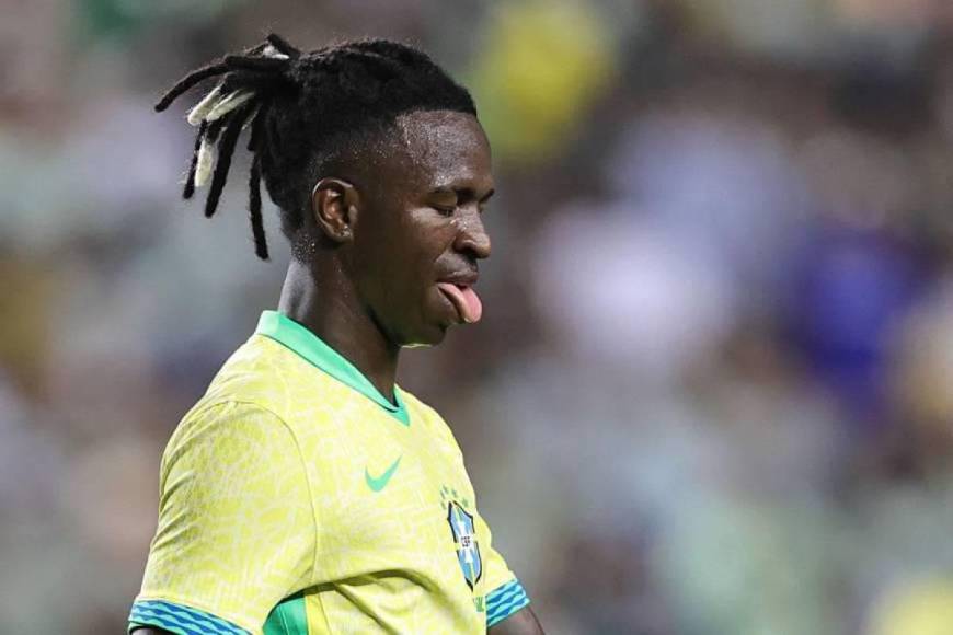 Lo que no se vio en TV del México-Brasil: Inesperado gesto de Vinícius Júnior