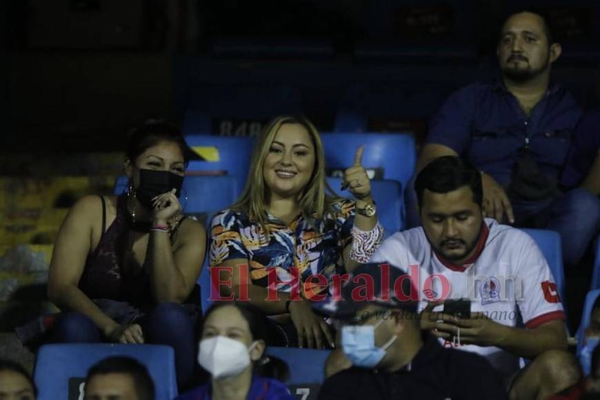 Las bellezas que engalanan el clásico Olimpia-Motagua