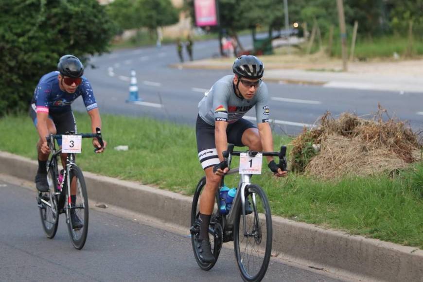 Así arrancó la undécima Vuelta Ciclística de El Heraldo