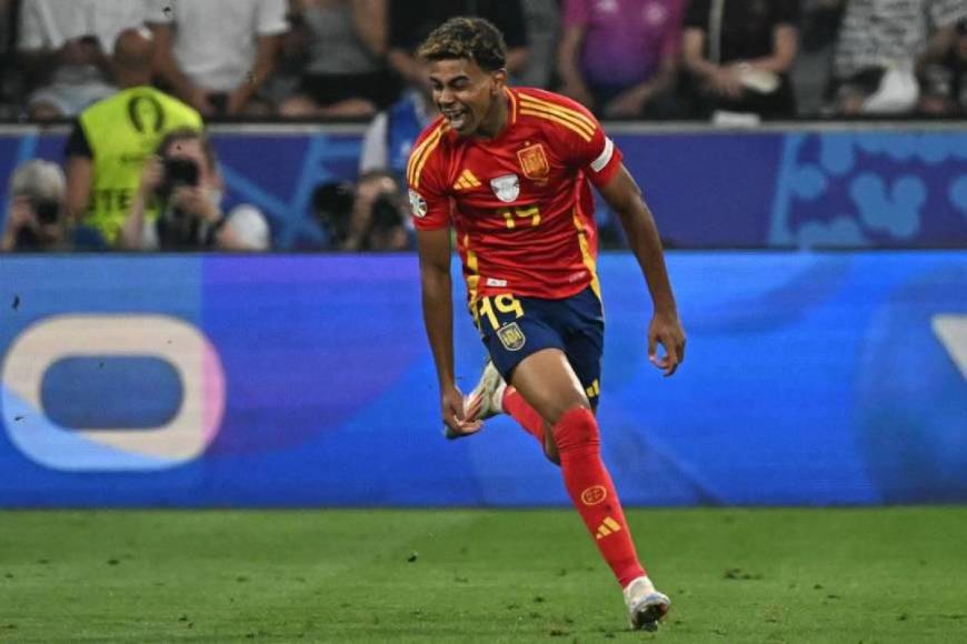 Lamine Yamal rompe el silencio y aclara qué tipo de relación tiene con Álex Padilla