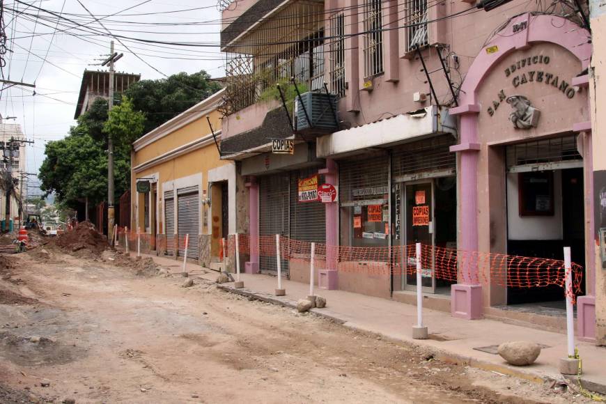 Así avanzan los trabajos de reconstrucción de la avenida Cervantes en el centro de Tegucigalpa