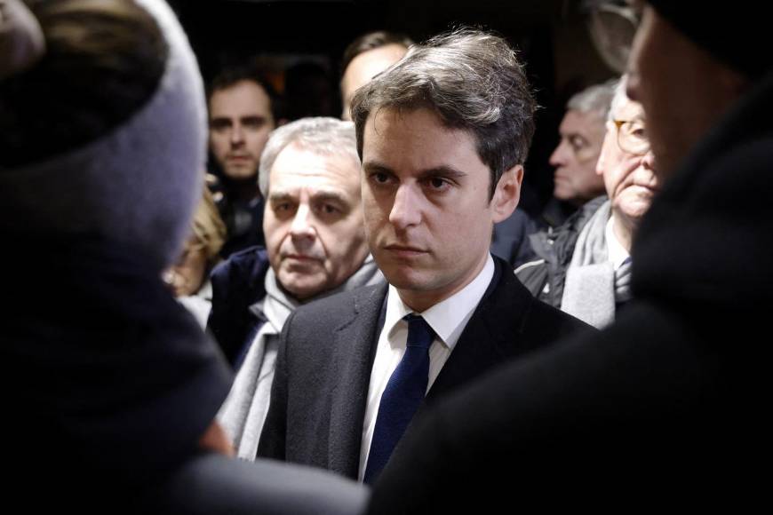¿Quién es Gabriel Attal, el niño prodigio francés que ahora es primer ministro?