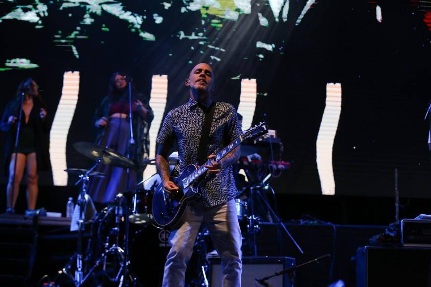 Los mejores momentos de “25 años sobrevolando” de Cultura Profética en Tegucigalpa