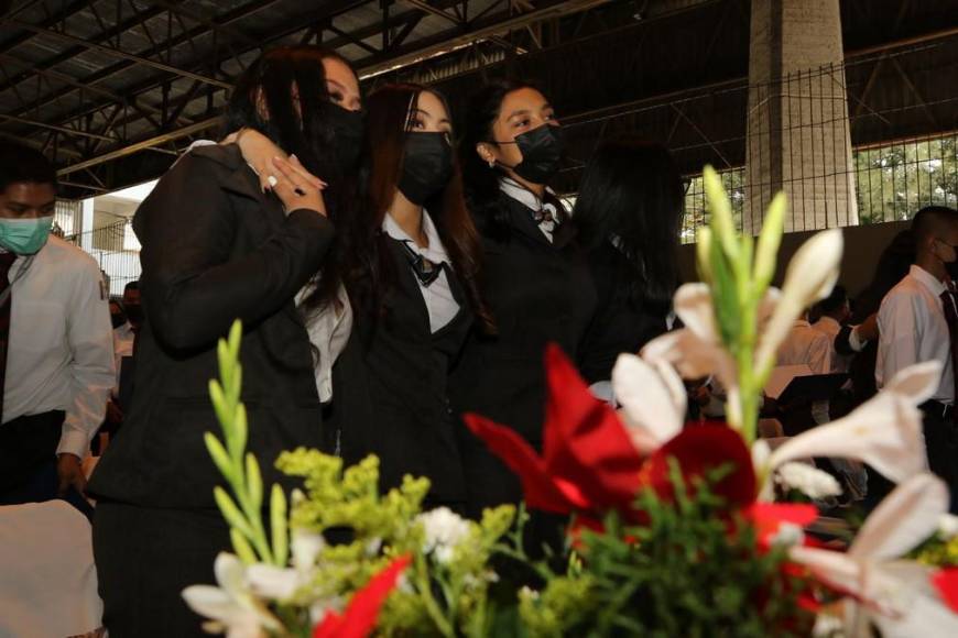 Instituto Central gradúa más de 600 profesionales en Informática, Humanidades, Salud y Finanzas