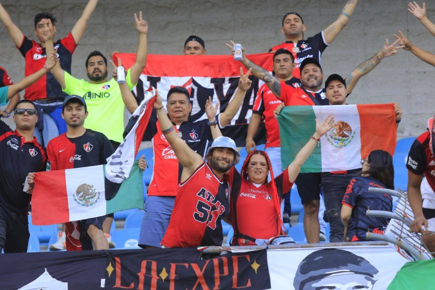 Así fue la monumental llegada del olimpismo al Olímpico para enfrentar al Atlas
