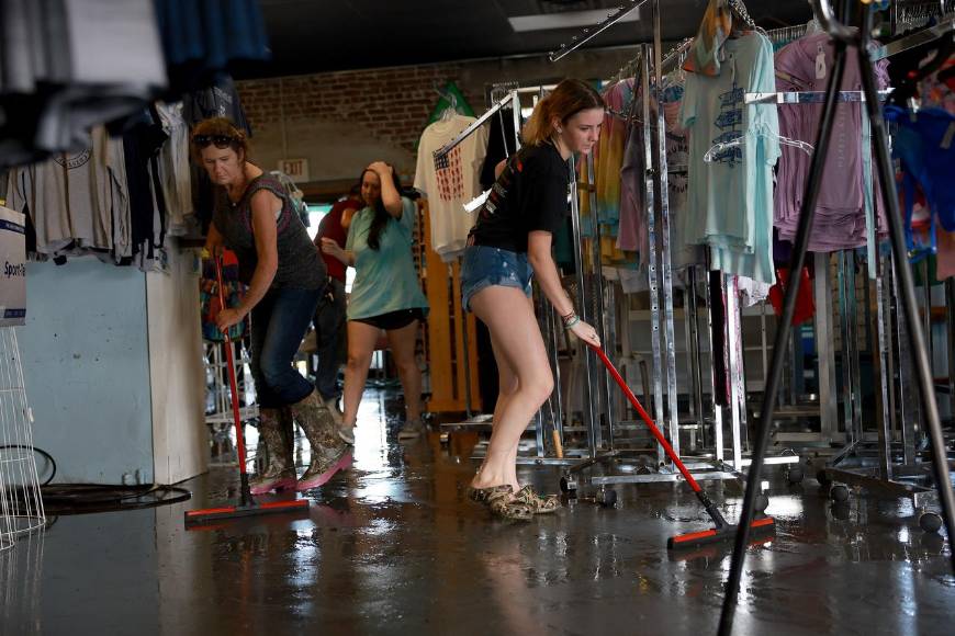 “Es parte de vivir aquí”: Florida evalúa daños tras paso de Idalia