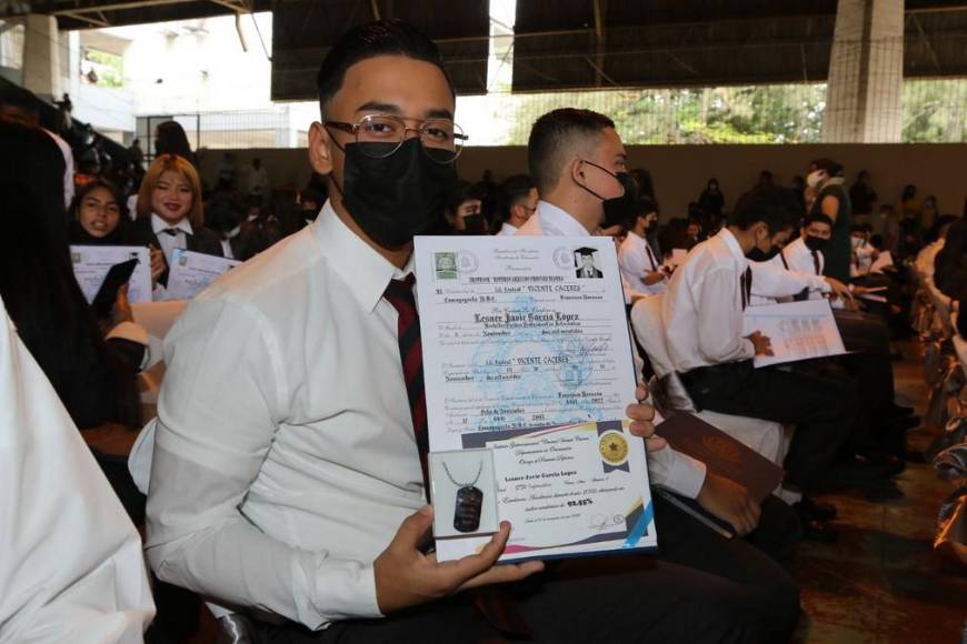 Instituto Central gradúa más de 600 profesionales en Informática, Humanidades, Salud y Finanzas