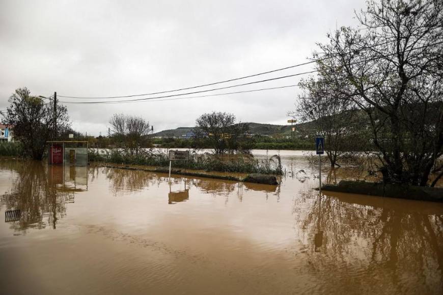 Caos y alerta roja en Lisboa, Portugal, por fuertes inundaciones