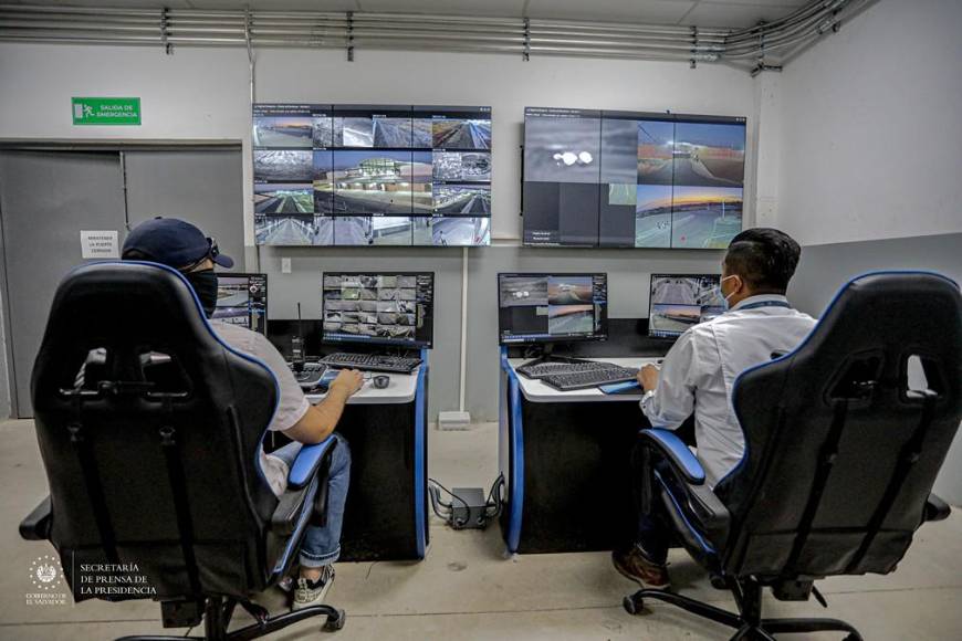 Total aislamiento: así es el Centro de Confinamiento del Terrorismo inaugurado en El Salvador