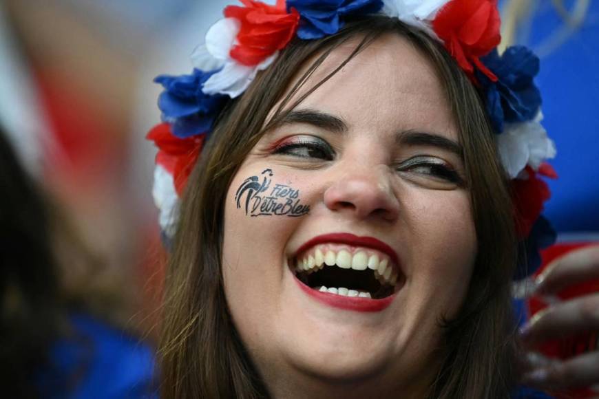 ¡Bellezas! Las hermosas modelos que han visitado los estadios de Alemania en la Eurocopa