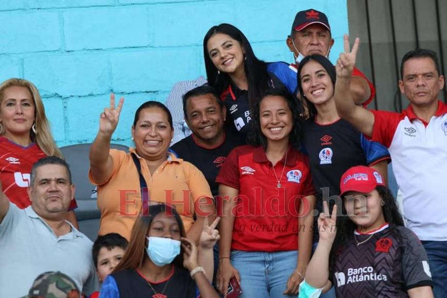 Bellas olimpistas acaparan reflectores en la semifinal contra Motagua