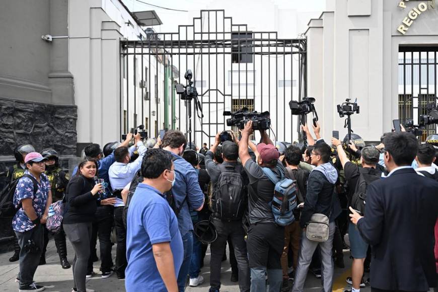 Crisis política en Perú tras destitución de Pedro Castillo