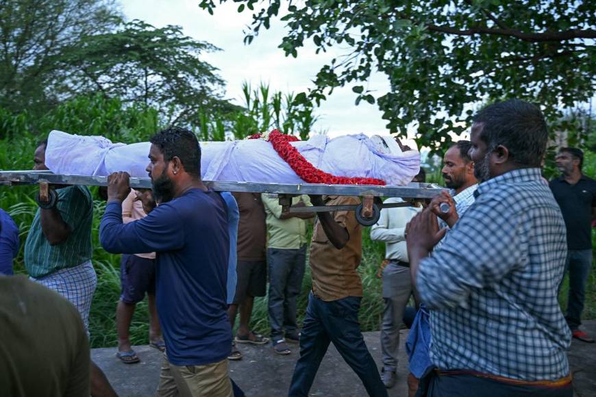 Consternación en India por muerte de más 50 personas por alcohol adulterado