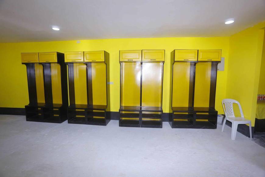 Real España inaugura camerino para jugadores de sus reservas