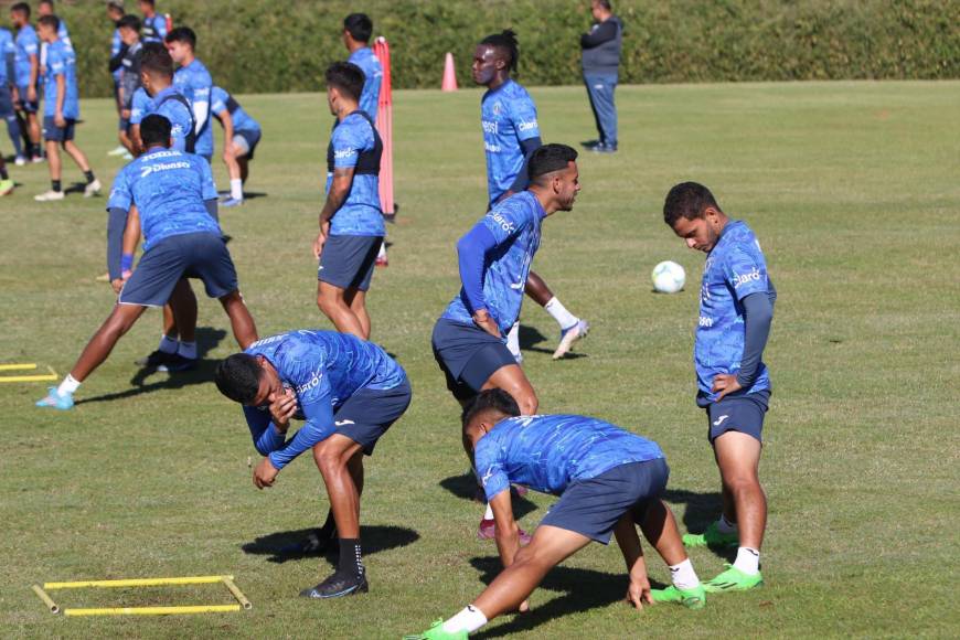 Motagua entrena a todo vapor a dos días de la gran final ante Olimpia utilizando falsos jugadores blancos