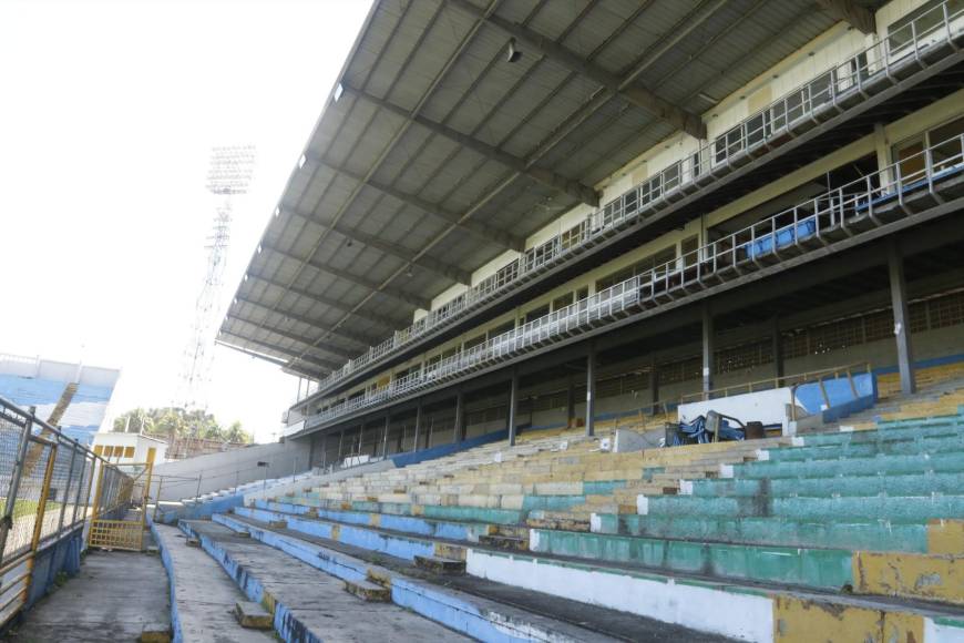 Cancha del estadio Morazán quedó una belleza