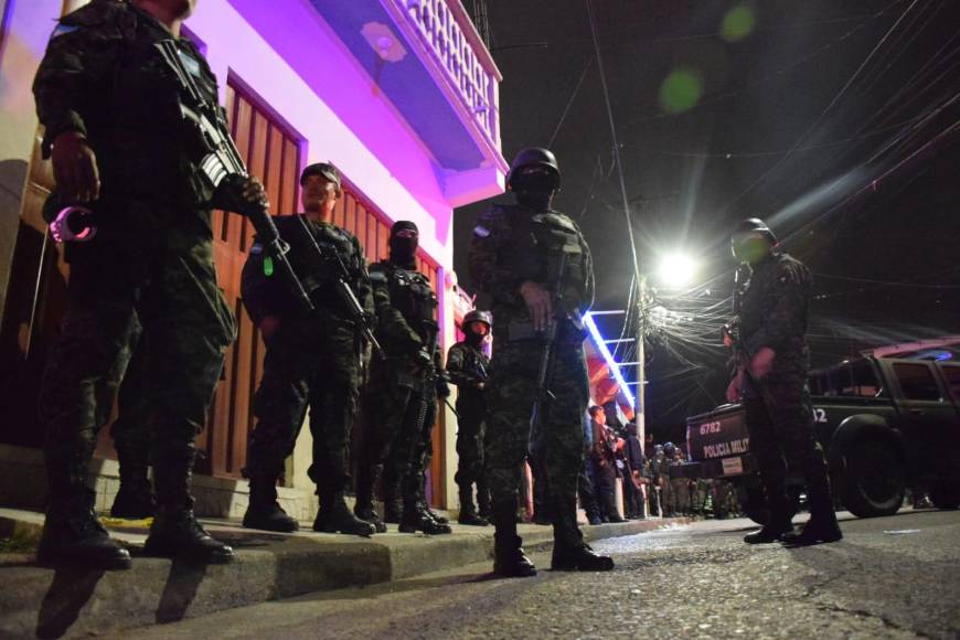 Militares en toda la zona y detenidos: así está La Peña tras el asesinato de un militar