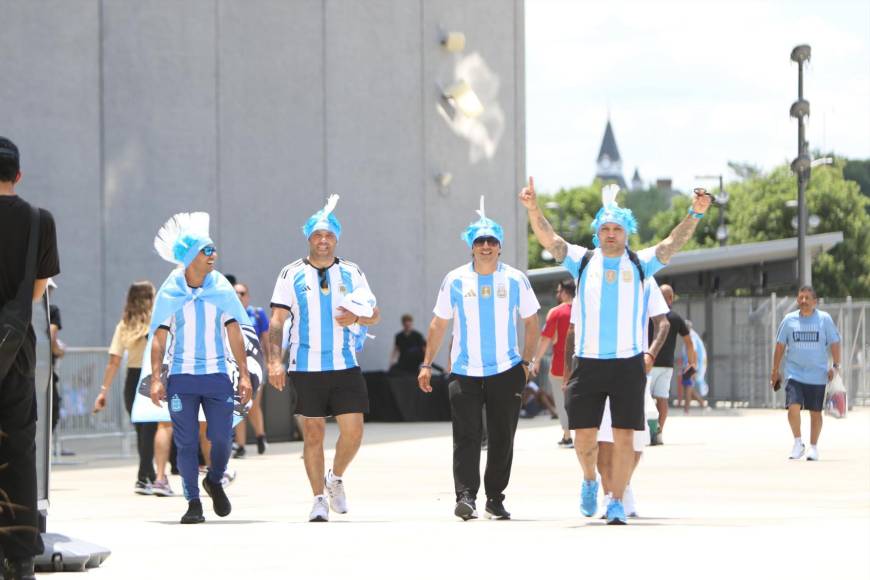 El Argentina-Canadá llena de bellezas el Mercedes-Benz Stadium
