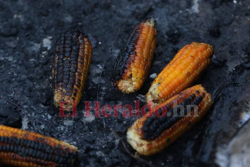 Reducidas a cenizas, así quedaron tres casas tras voraz incendio en la colonia Canaán